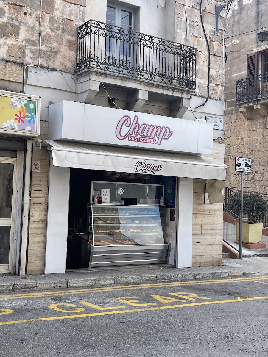 Champs Pastizzeria